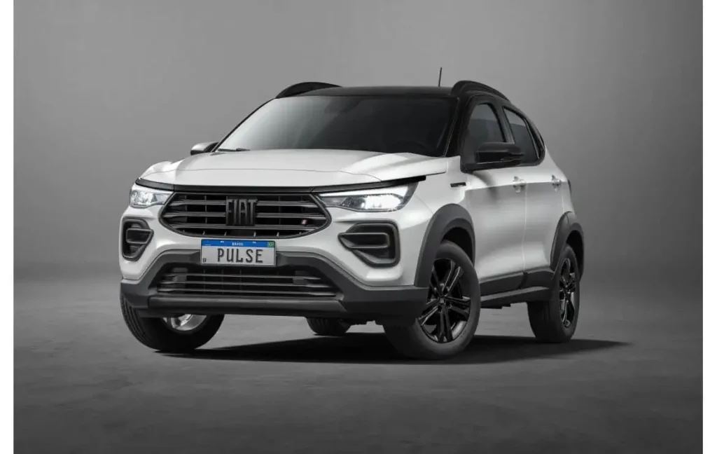 Fiat Pulse em vista 3/4 frontal, destacando frente e rodas; modelo equipado com câmbio CVT